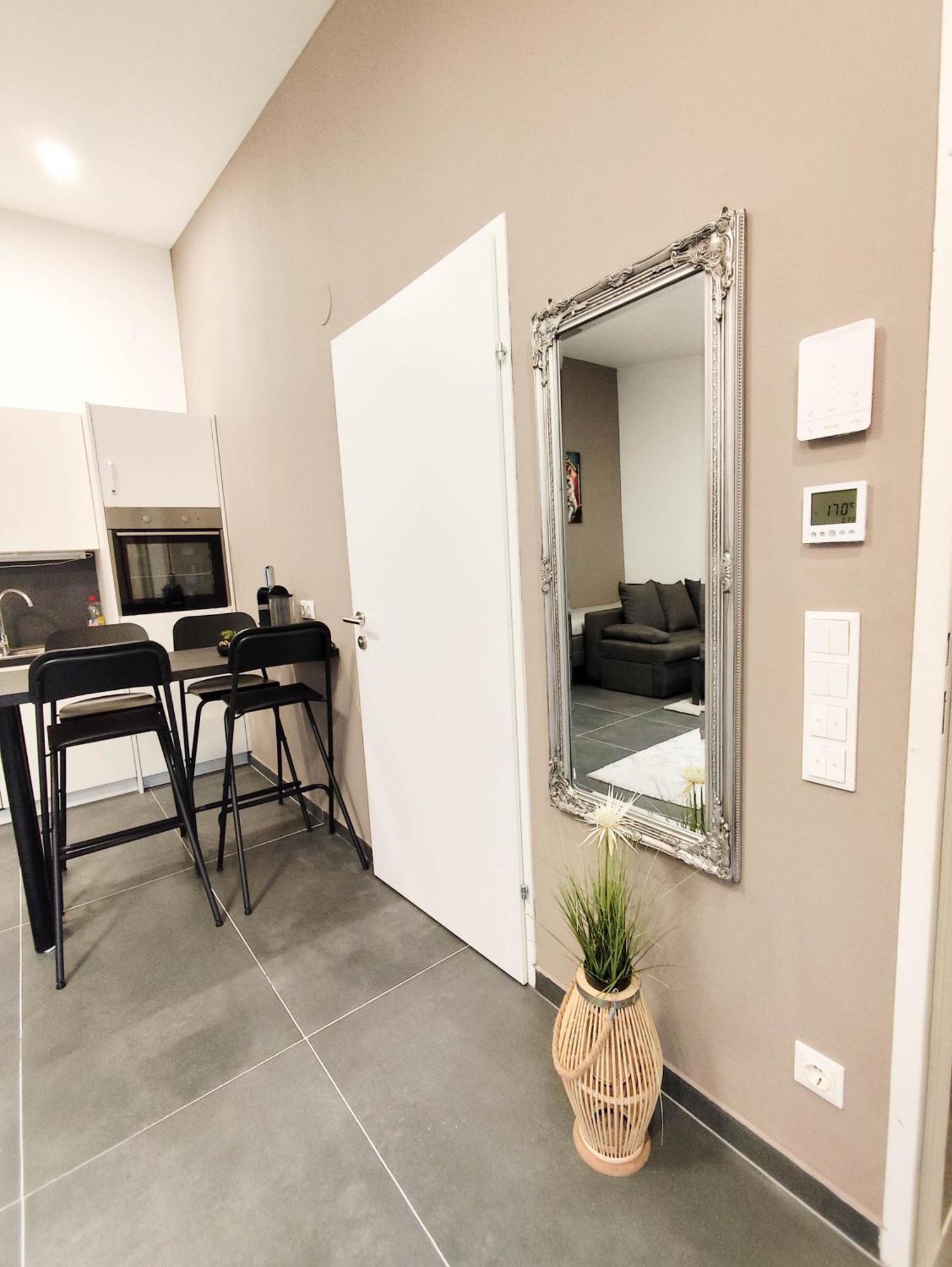 Cozy Apartments In Central Location With Free Parking ウィーン エクステリア 写真