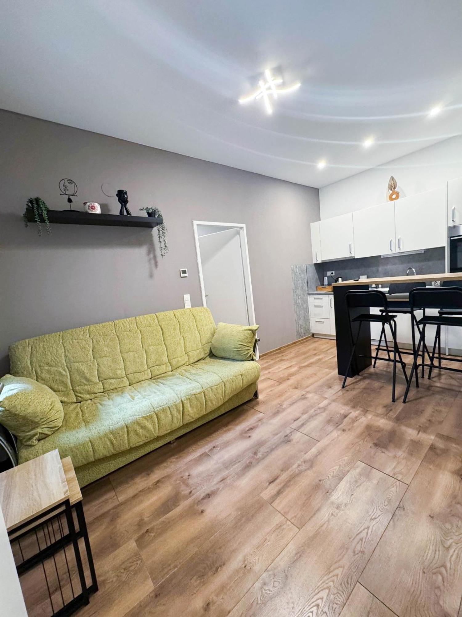Cozy Apartments In Central Location With Free Parking ウィーン エクステリア 写真