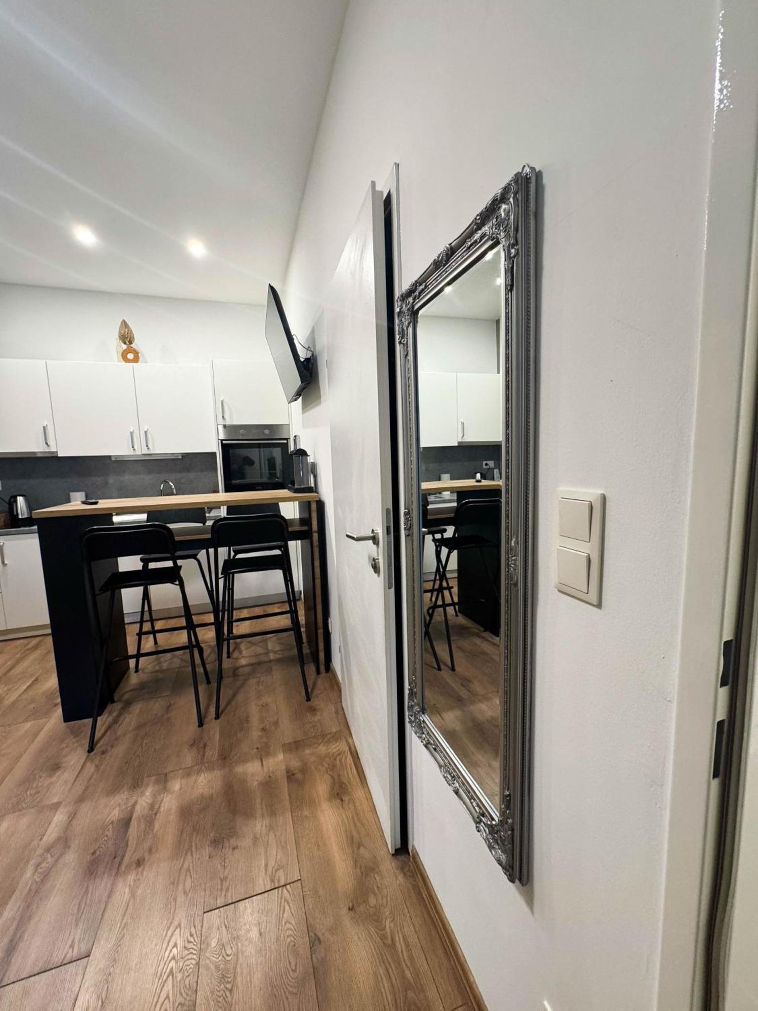 Cozy Apartments In Central Location With Free Parking ウィーン エクステリア 写真